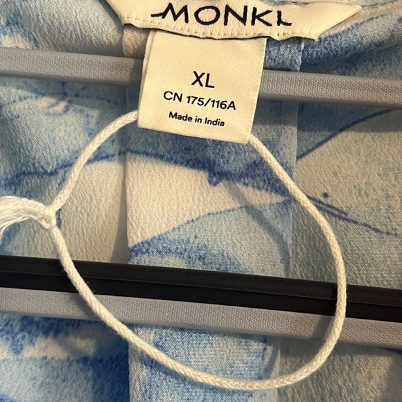 Monki Funky Design Short-Sleeve Button Up - Picture 2 of 2